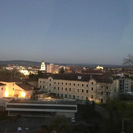 Bel Appartement Renove, Spacieux Et Lumineux Bourg-en-Bresse Esterno foto